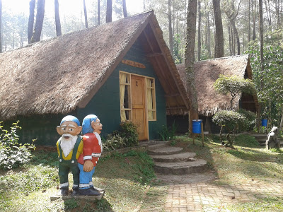 Bumi Perkemahan Cikole tempatnya mirip tempat Hobbit