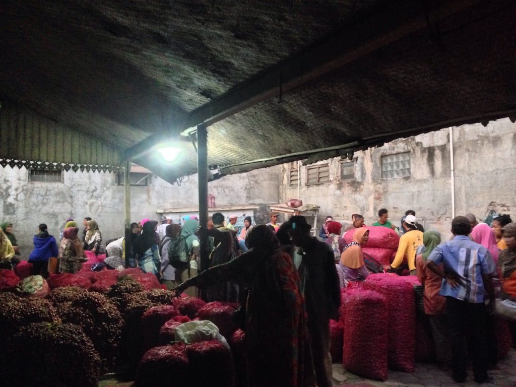 Pasar Lelang Bawang Merah