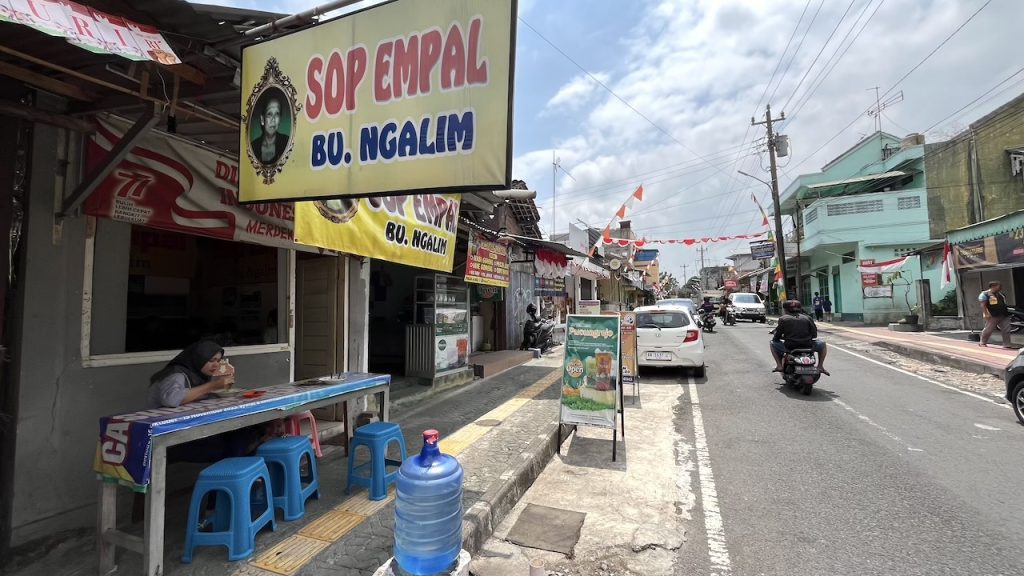 Sop Empal Bu Ngalim