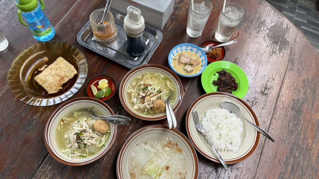 Sop Empal + Soto Kudus + Sayur Tahu